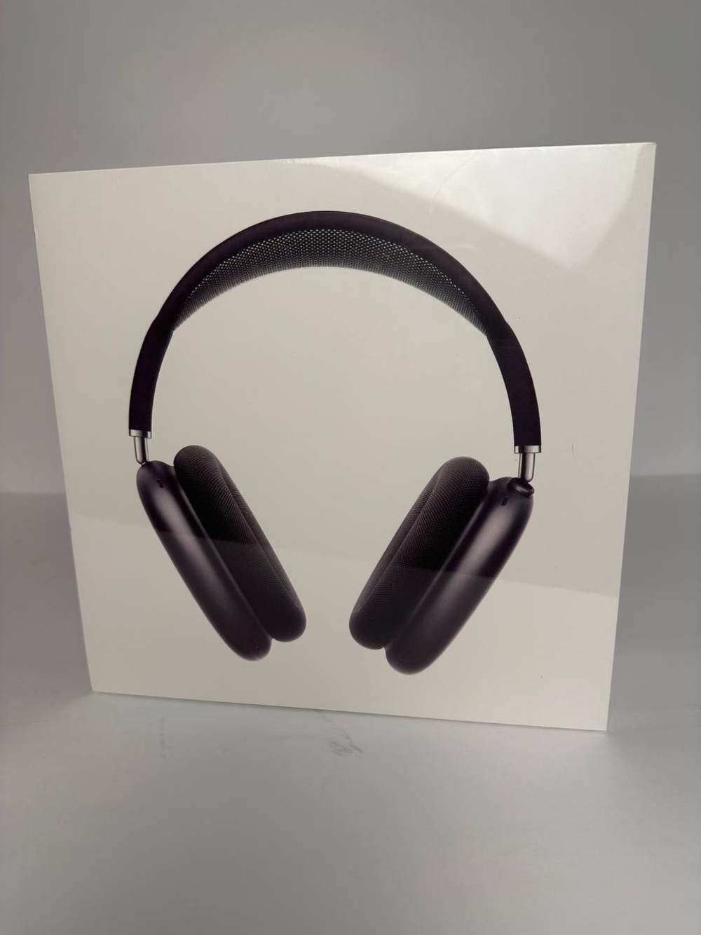 Apple Over-Ear Headphones in Space Black